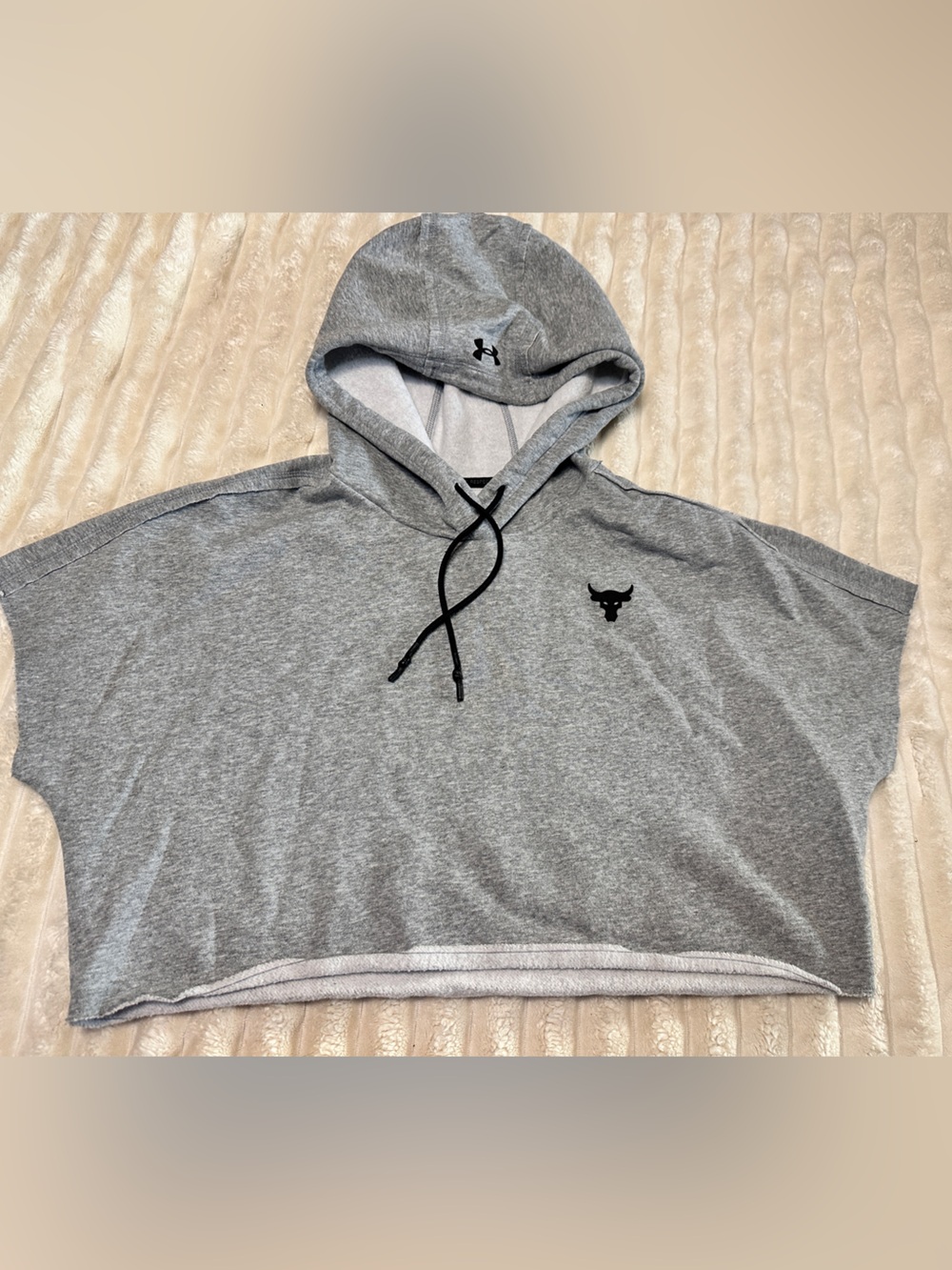 Cropped & sleeveless under armour hoodie XS
